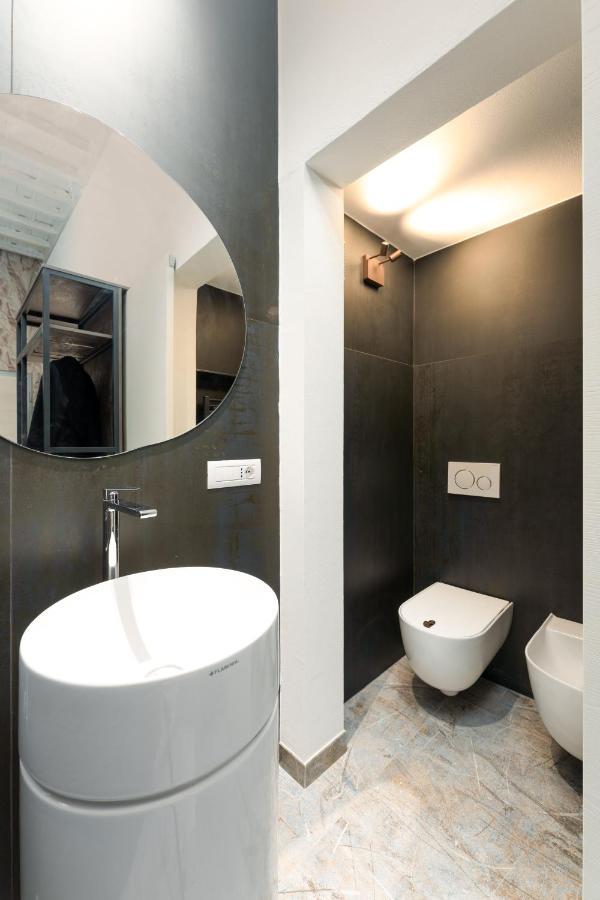 Apartamento F1rst & *